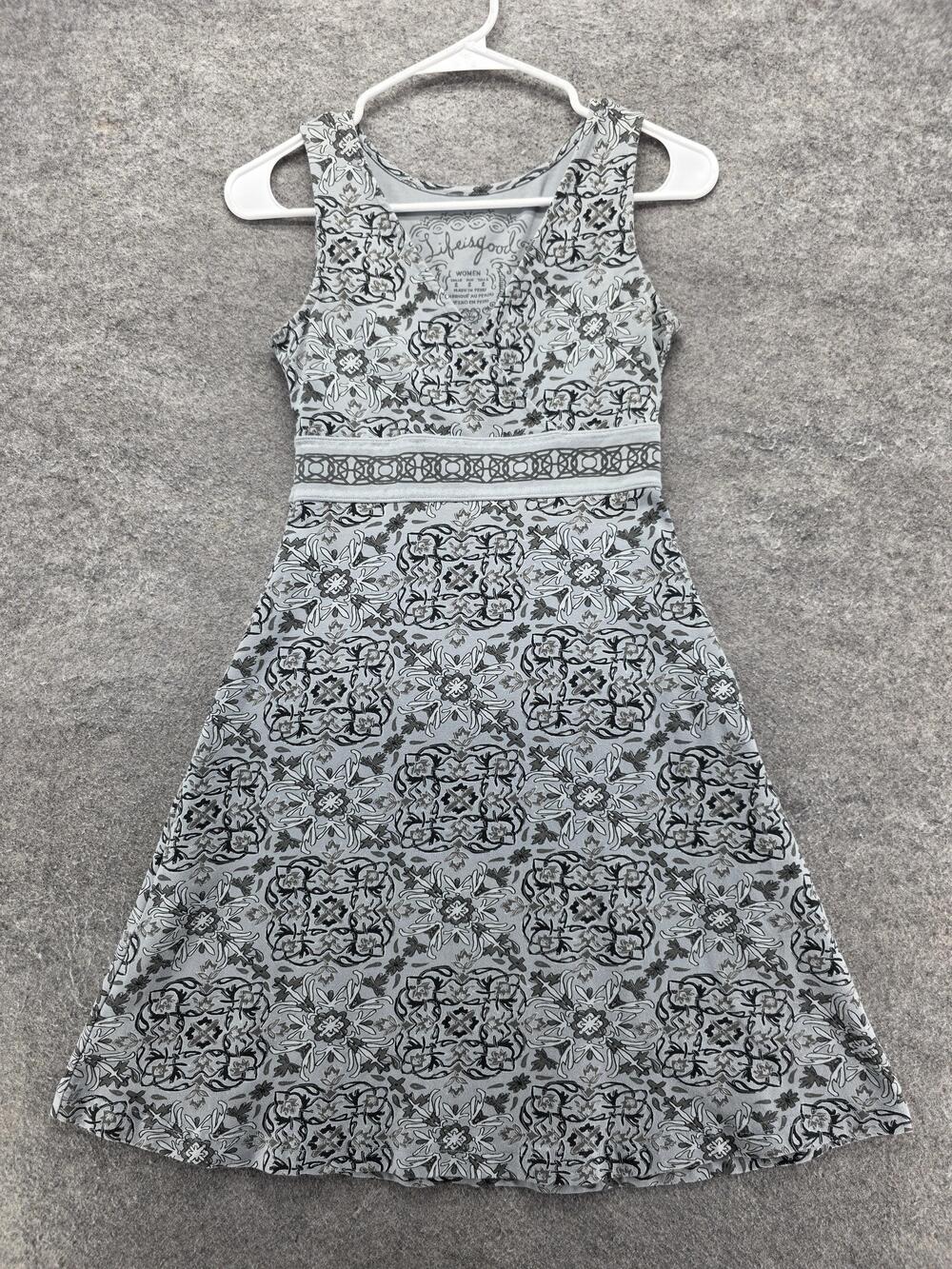 Life Is Good Dress Womens 2 Gray Fit & Flare Knee Length Floral Casual